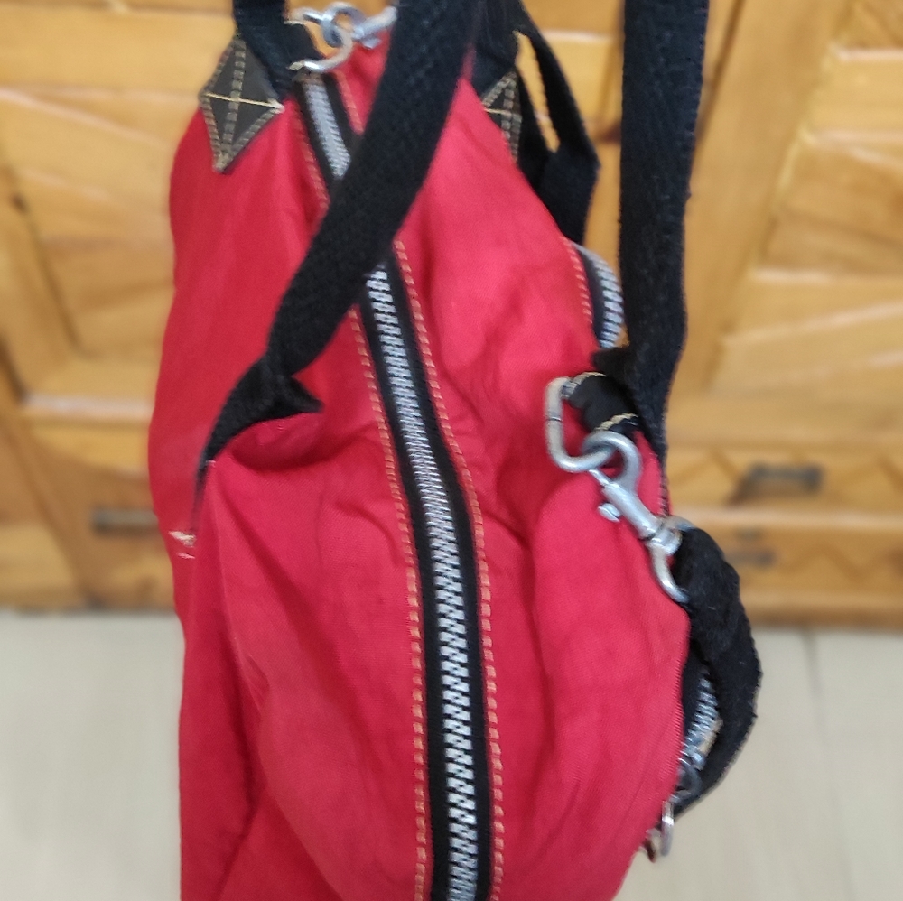 Authentic Red Kipling Two way Bag - Picture 3 of 15